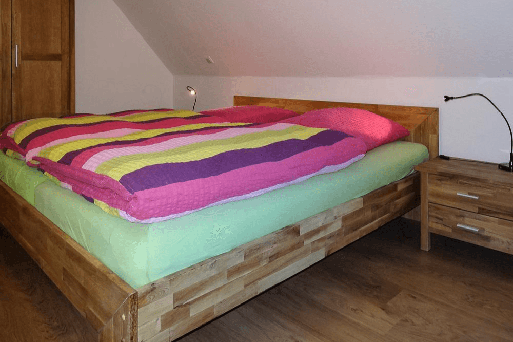 Schlafzimmer in der Ferienwohnung 6 auf dem Schröderhof Unterlüß