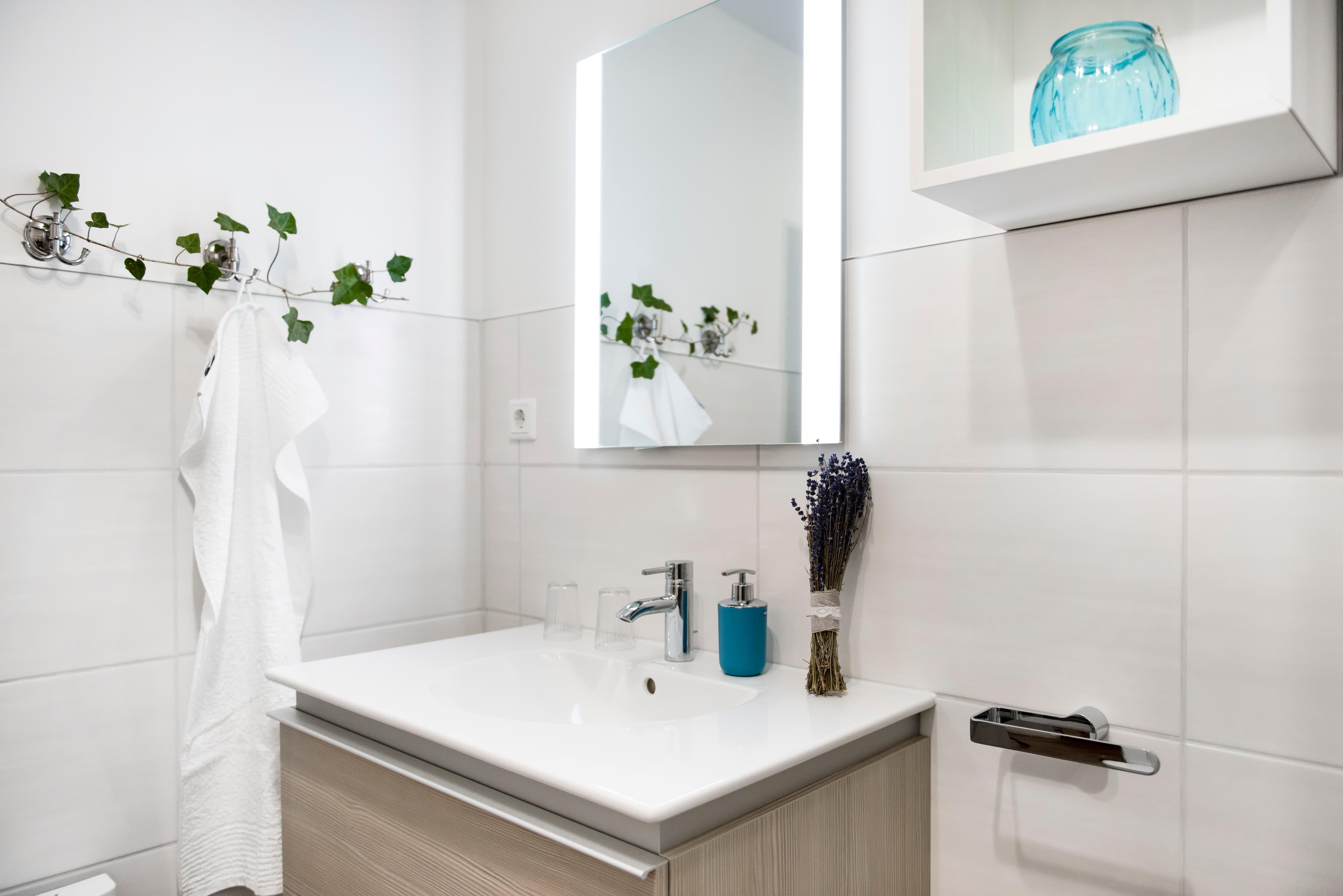 Das Badezimmer der Ferienwohnung Starkenweide auf dem Heitmannshof in Rosengarten