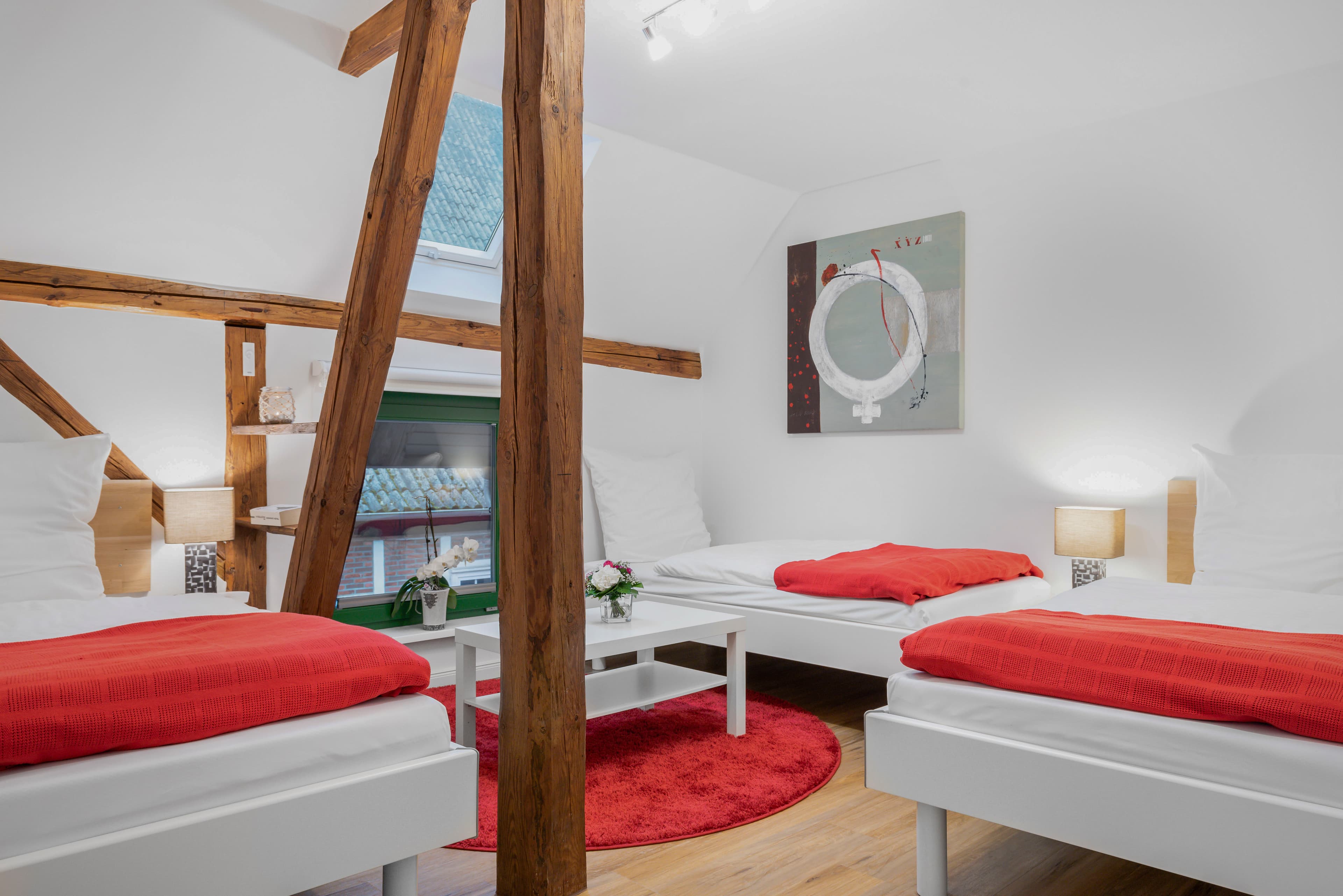 Das Schlafzimmer 2 der Ferienwohnung Lindenberg´s Kamp auf dem Heitmannshof in Rosengarten