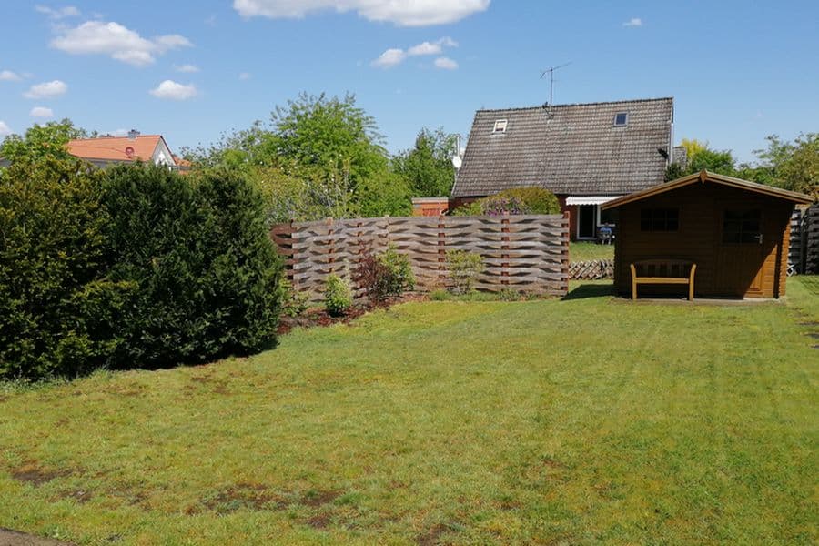 Gartenblick am Ferienhaus Waldburg Müden Örtze