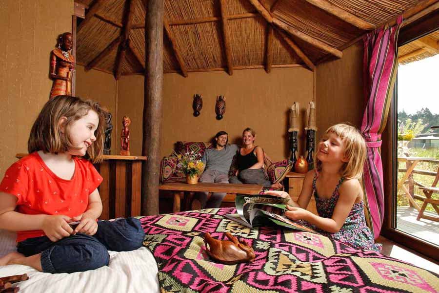 Übernachtung im Serengeti Park